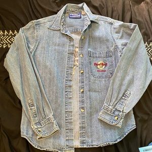 Hard Rock Cafe long sleeved jean shirt  size small women’s